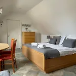 Szentesi Panzió Bed and breakfast