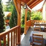 Szentesi Panzió 3*