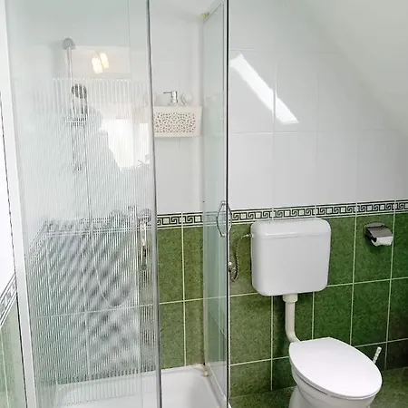 Szentesi Panzio B&B Fertőrákos