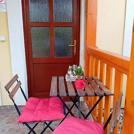 Szentesi Panzio Es Kerekparkoelcsoenzo