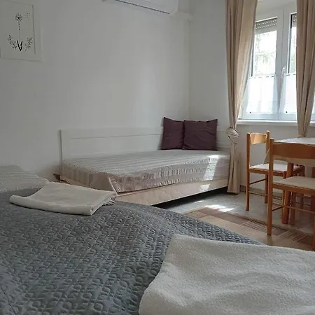 Bed & Breakfast Szentesi Panzio *
