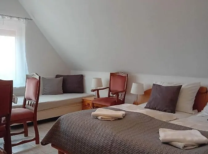 Szentesi Panzio Bed & Breakfast 3*